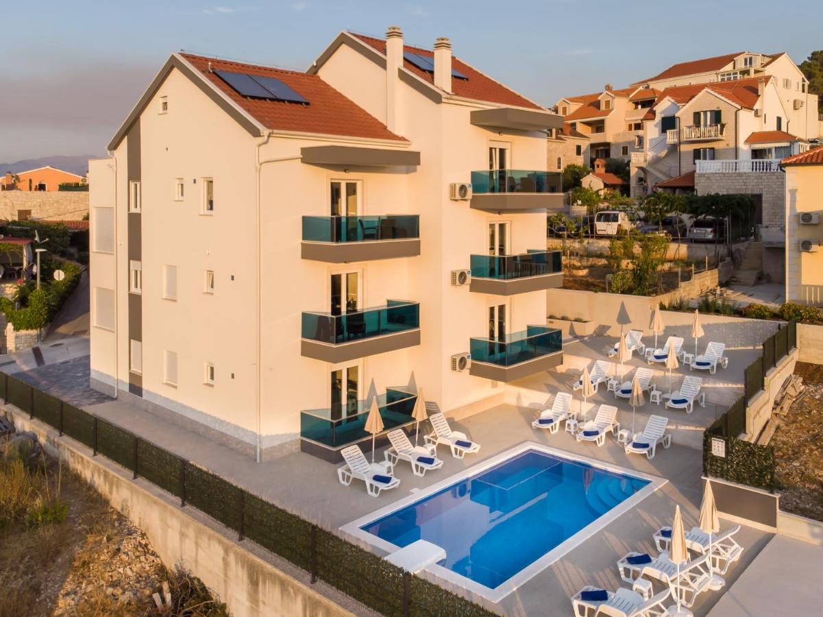 Apartments Blueview Постіра Екстер'єр фото