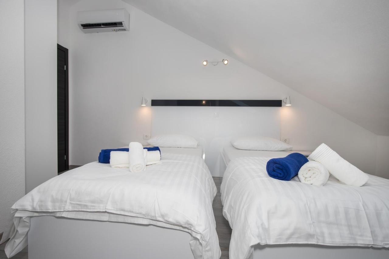 Apartments Blueview Постіра Екстер'єр фото